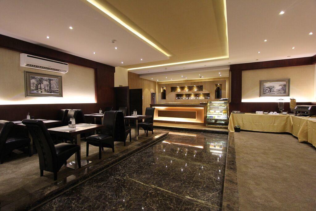ריאד Taleen Granada Hotel Apartments מראה חיצוני תמונה