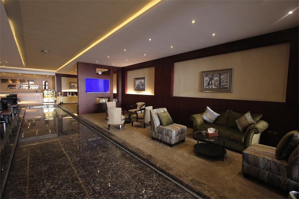ריאד Taleen Granada Hotel Apartments מראה חיצוני תמונה