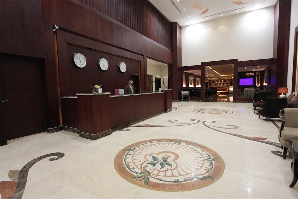 ריאד Taleen Granada Hotel Apartments מראה חיצוני תמונה